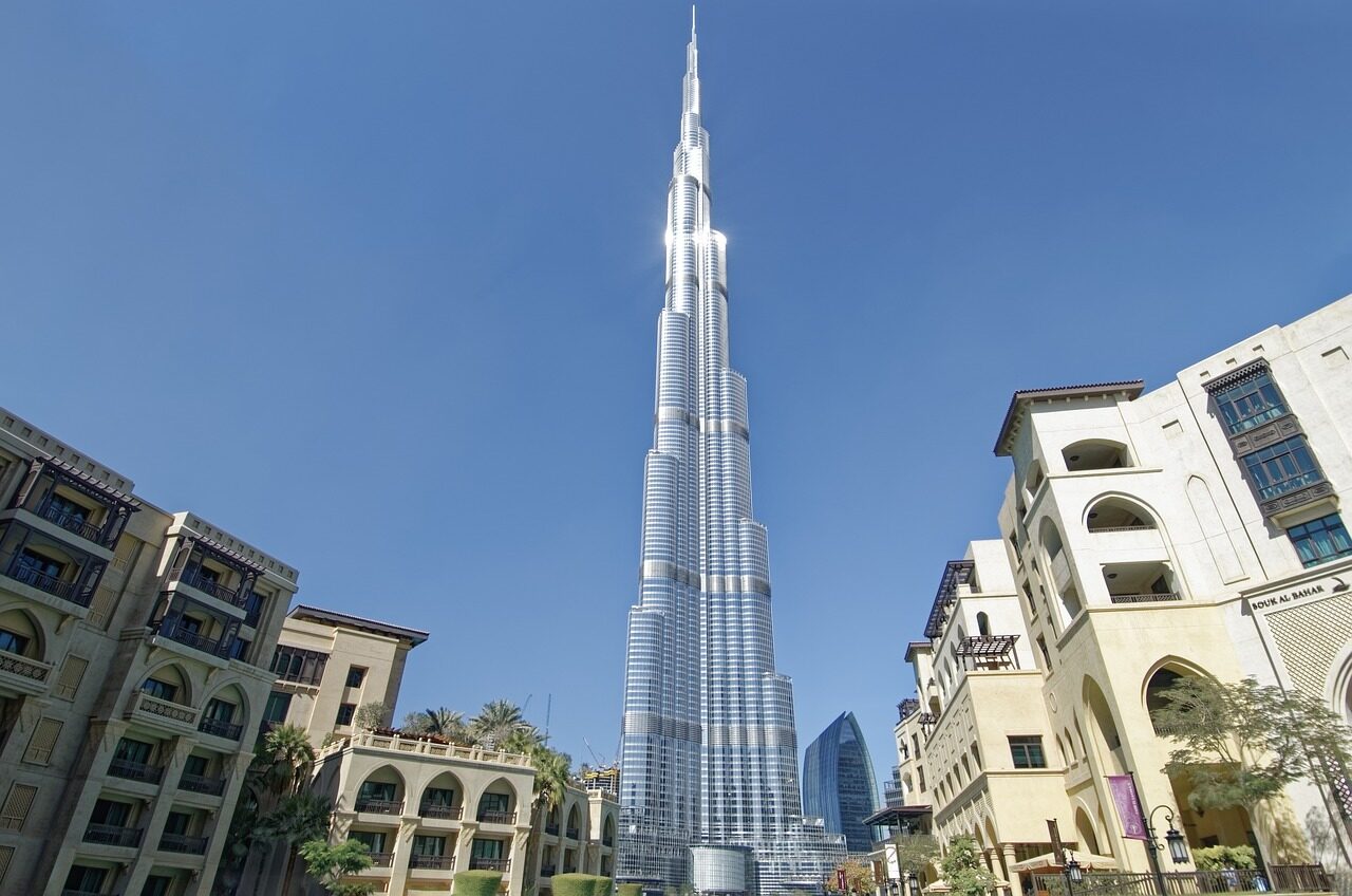De Burj Khalifa gezien vanaf Downtown Dubai