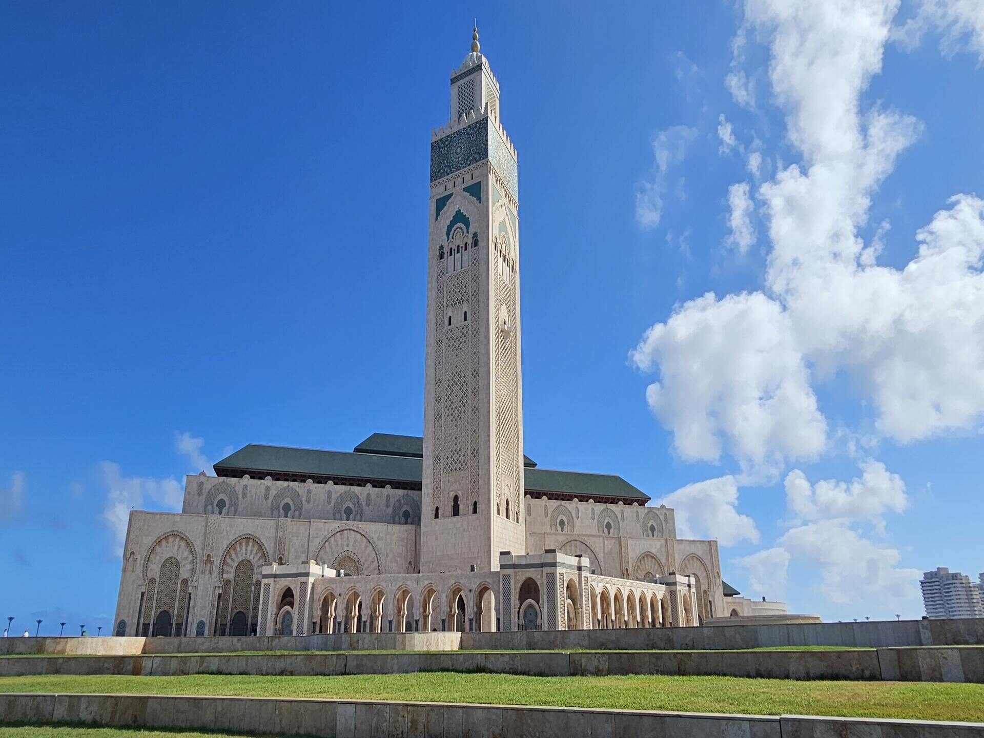 Hassan II-moskee in Casablanca, een van de grootste moskeeën ter wereld